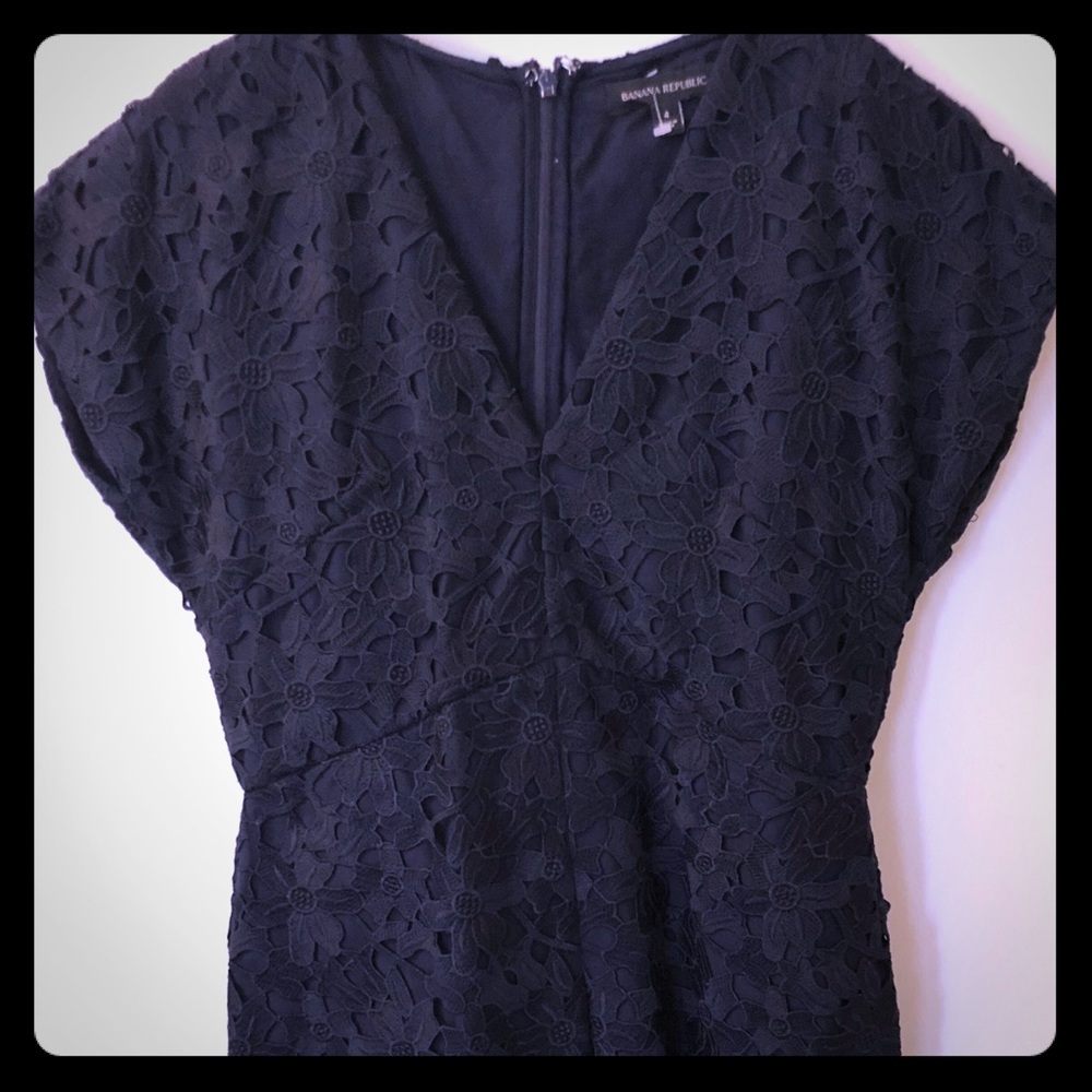 Banana Republic V Neck Patterned Dress